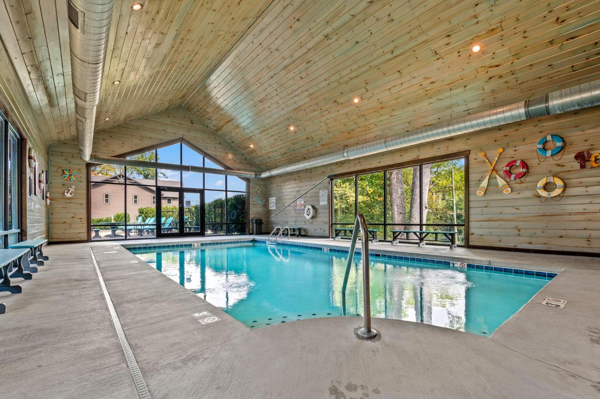 The Mighty Crabapple Manor By Stony Brook Cabins Gatlinburg Exterior photo