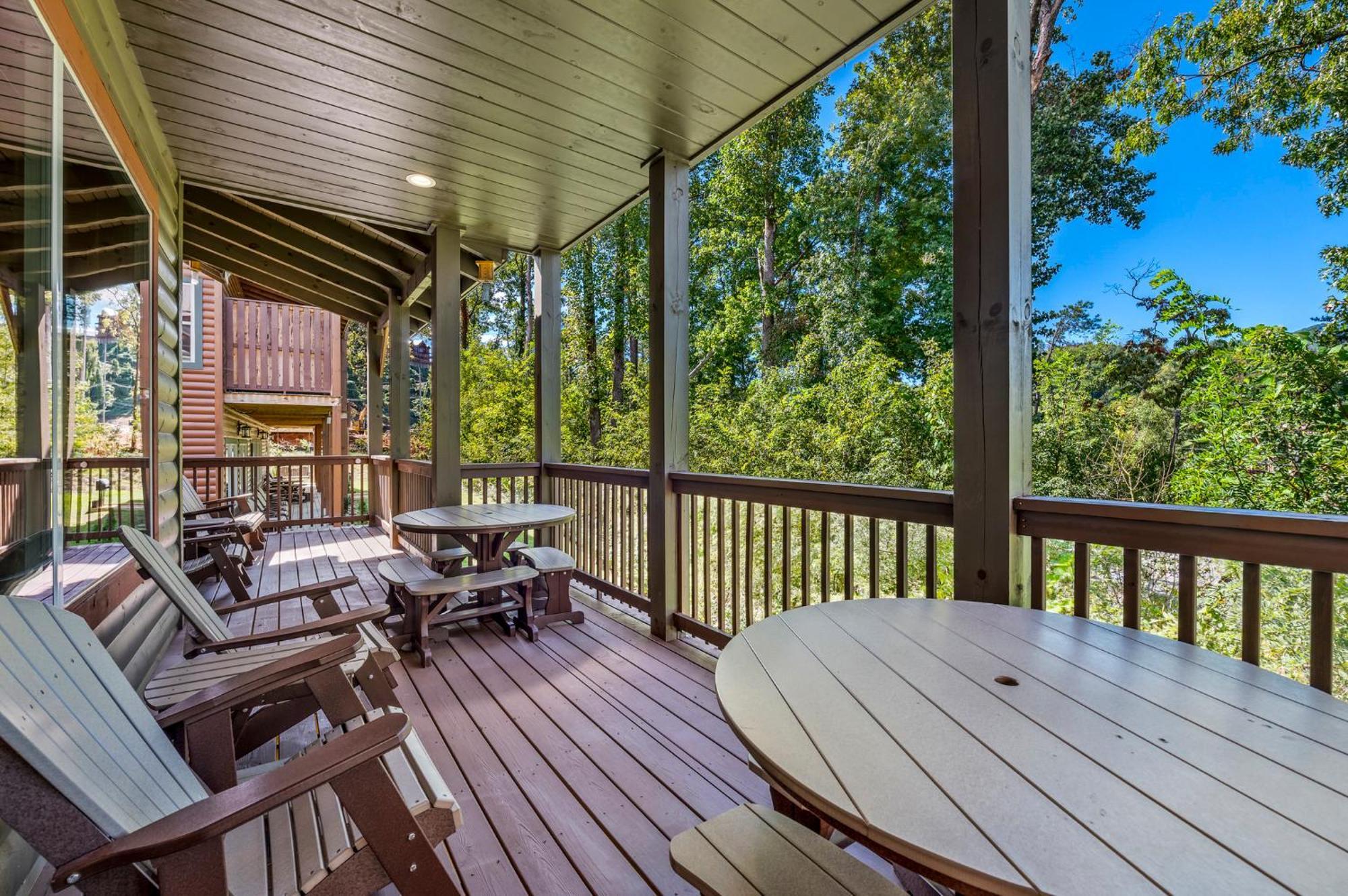 The Mighty Crabapple Manor By Stony Brook Cabins Gatlinburg Exterior photo